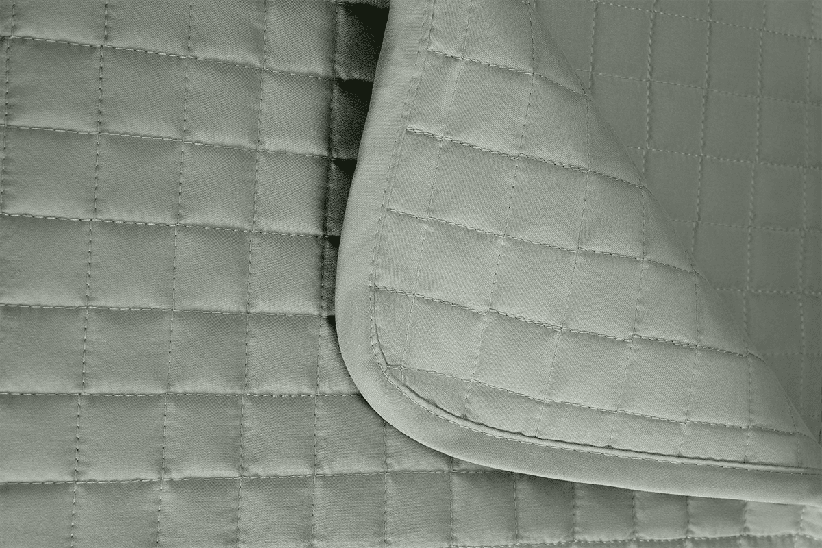 Quilted Crib Blanket - Image 12